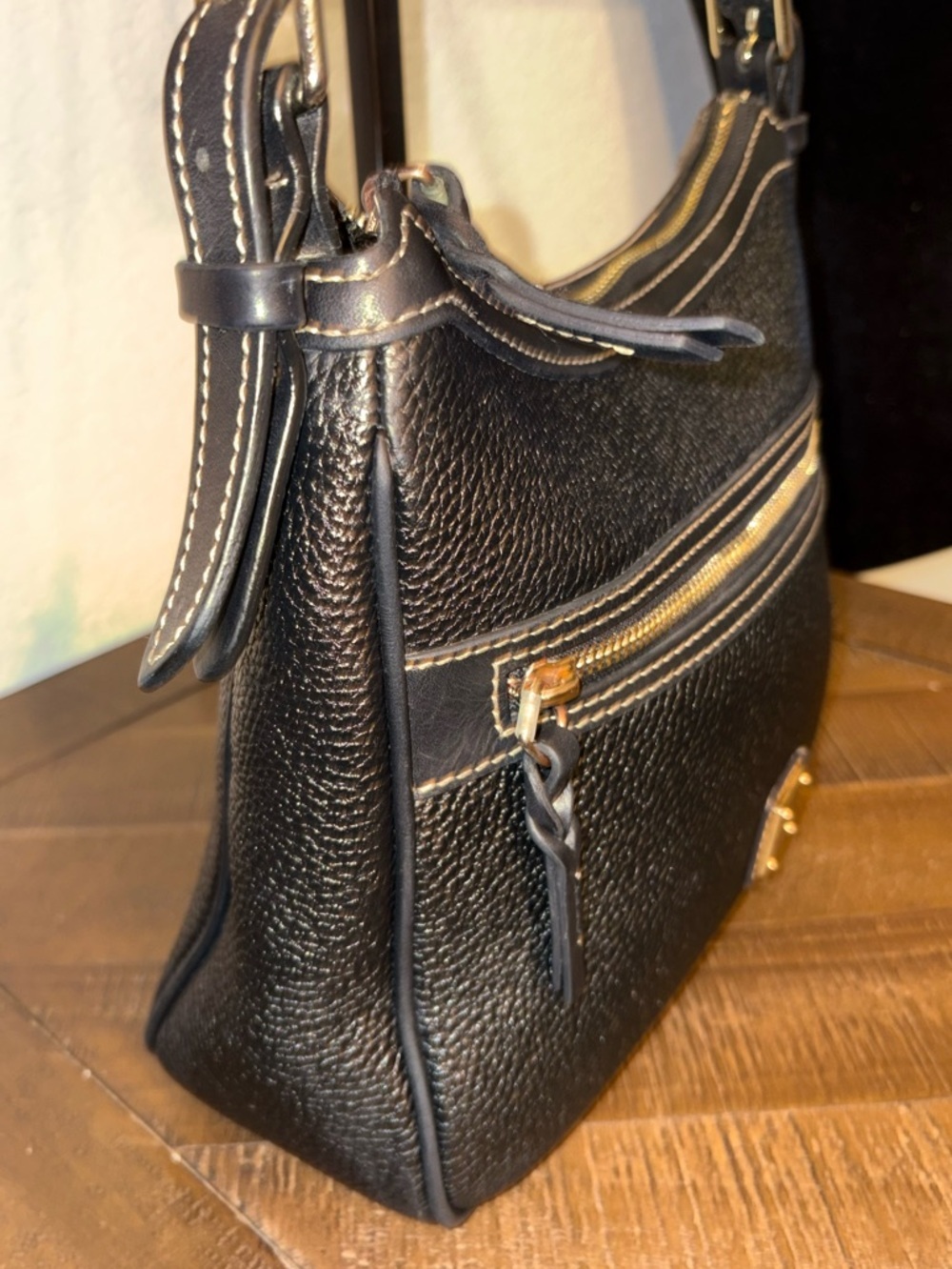 LIKE NEW ❤️👝Dooney & Bourke Pebble Grain Small Presley Crossbody Shoulder Bag - Picture 4 of 9